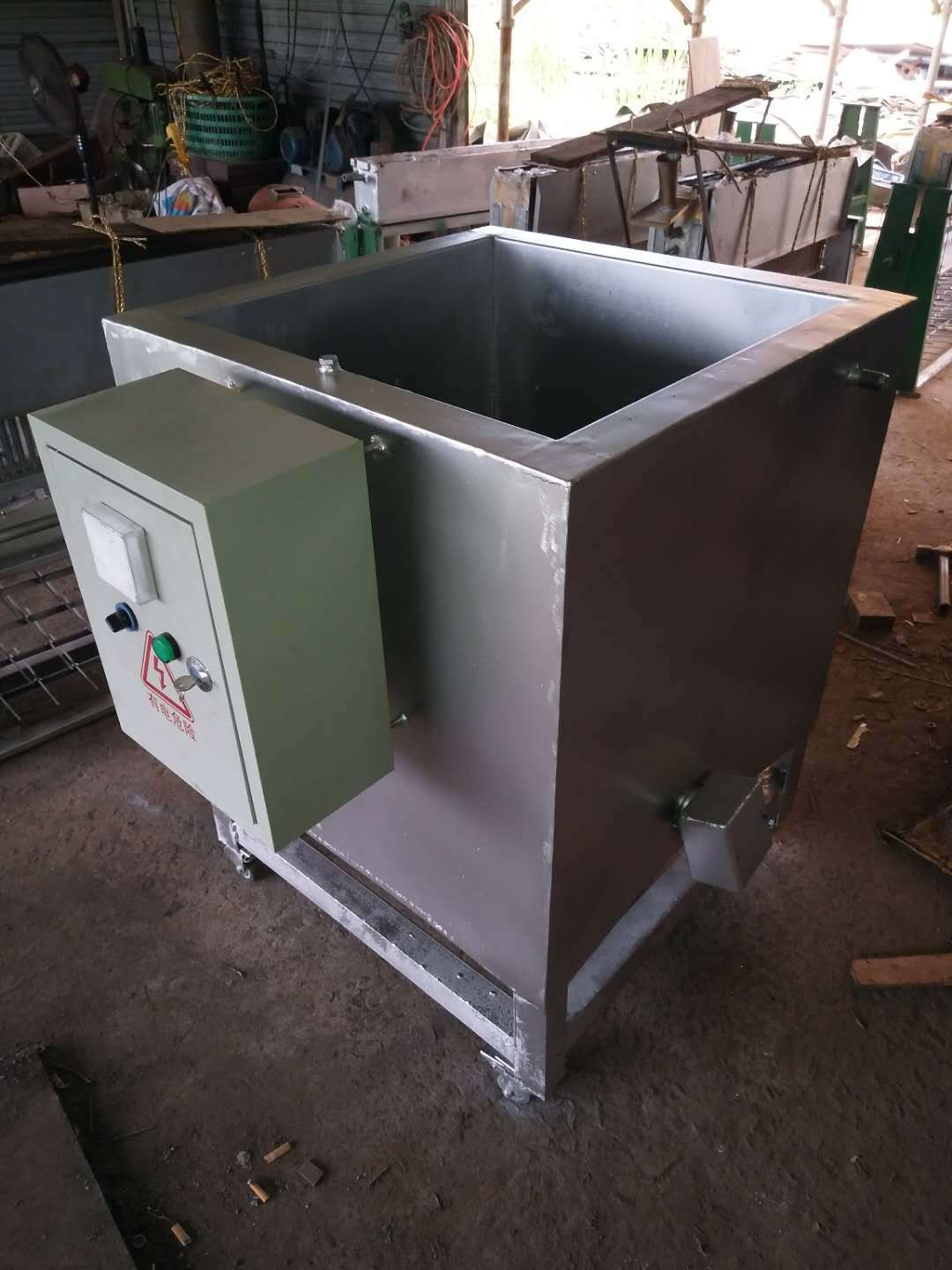 蜡烛机厂家化蜡机无烟蜡烛机生日蜡烛机