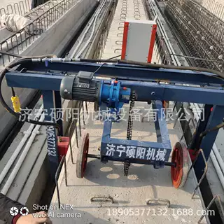 西藏预制梁凿毛机自动行走凿毛机厂家桥梁凿毛机大型