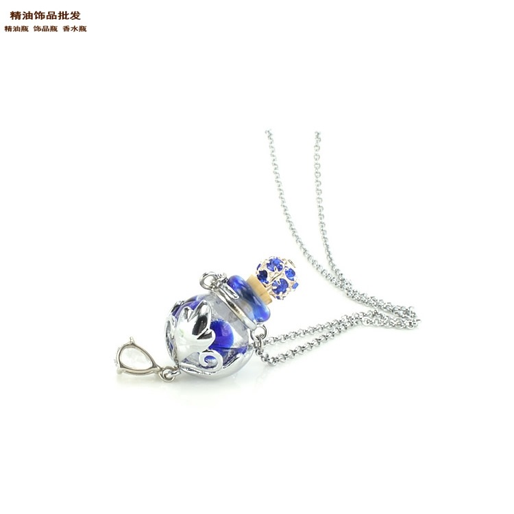 中国精油饰品网幻彩深蓝色瓶流星花园项链吊坠2.jpg