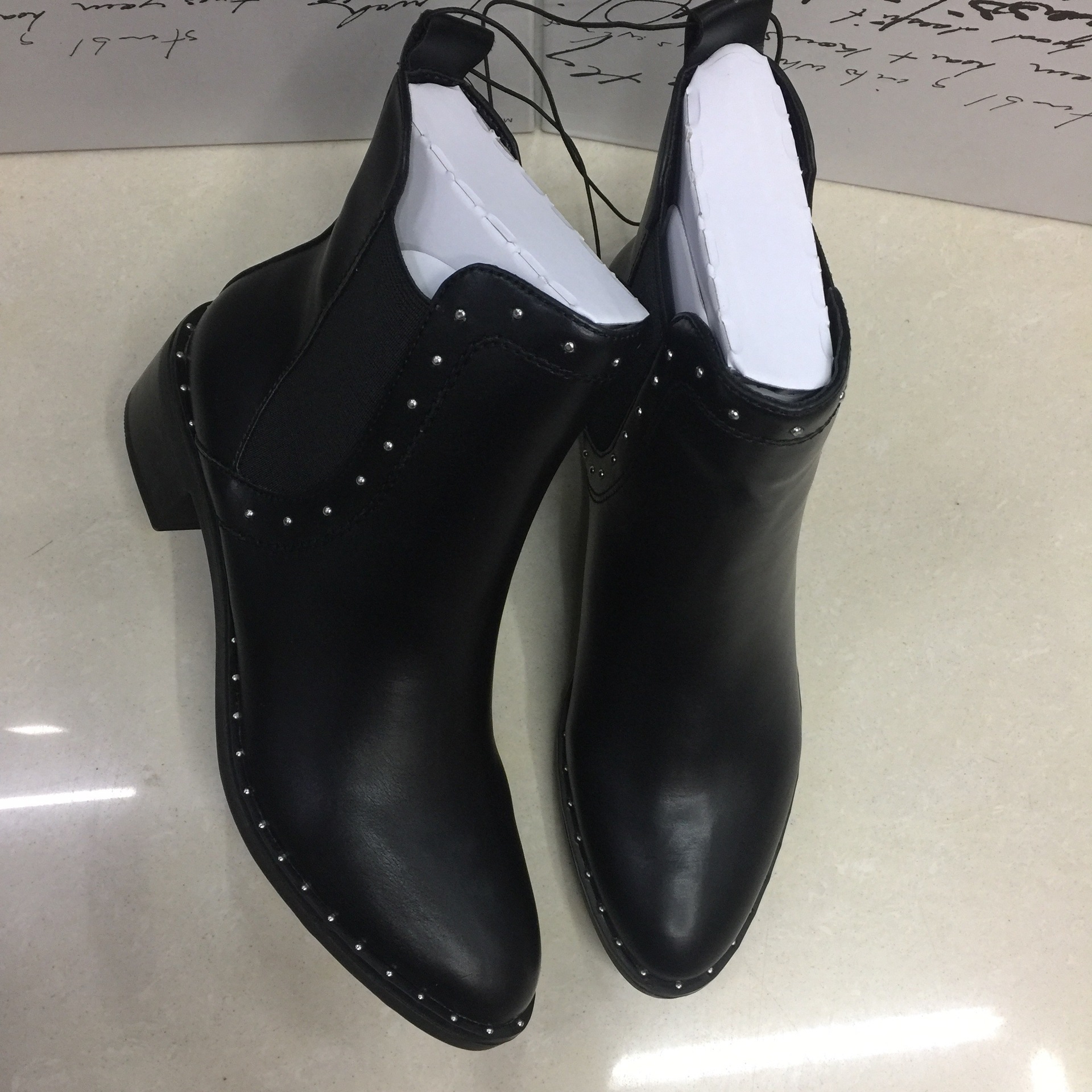 Bottes femme MARQUE EUROPéENNES ET AMéRICAINES en PU artificiel - Ref 3355177 Image 4