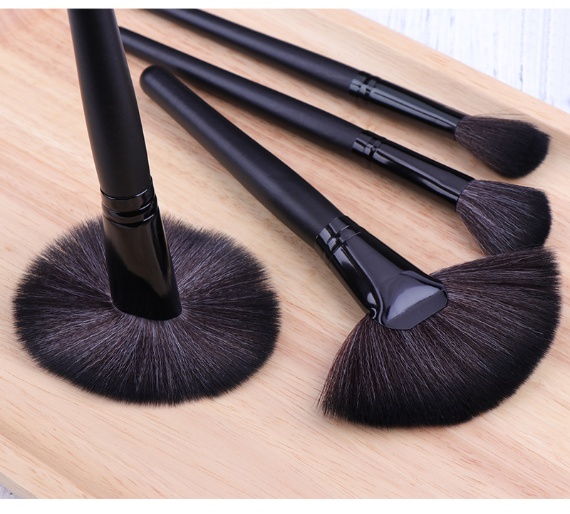 Fashion Solid Color Handle Makeup Brush Set Portable Storage Bag Wholesale Nihaojewelry display picture 12