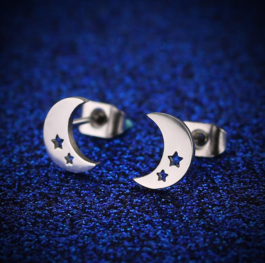 Women's Simple Style Moon Stainless Steel No Inlaid Ear Studs Hollow Out Stainless Steel Earrings display picture 3