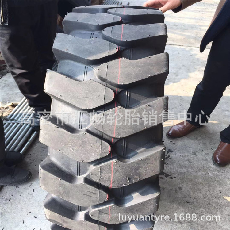 鲁飞 挖掘机挖沟机轮胎 1000-20 工程轮胎 10.00-20