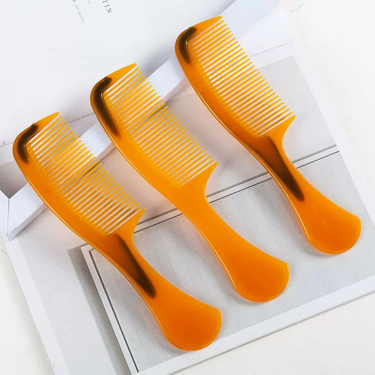 牛筋梳子地摊新意小饰品梳子个人护理按摩顺发塑料顺滑护发