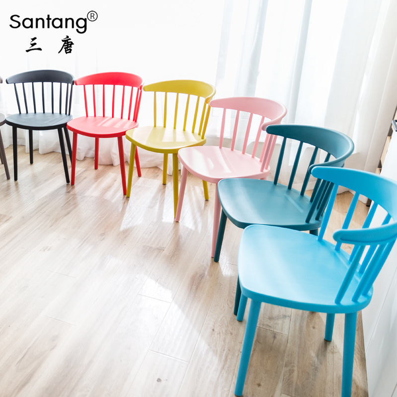 Santang Modern Nordic Chair Restaurant Furniture Tweeds Horse Chair Fashion Creative Leisure Dining Table Chair Plastic Dining Chair