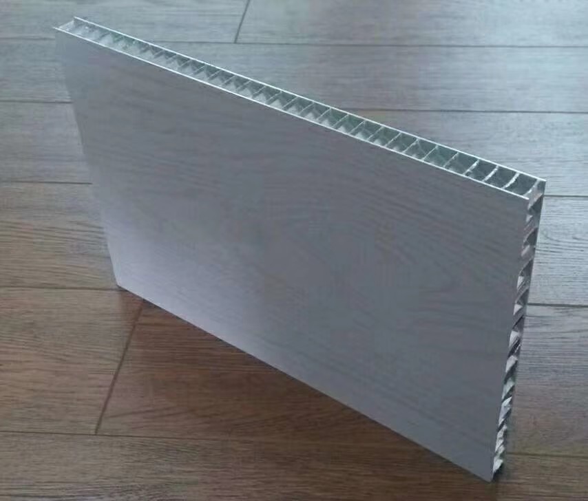 白色蜂窝铝板 铝蜂窝勾搭式吊顶装饰 弧形包柱铝蜂窝板 复合板