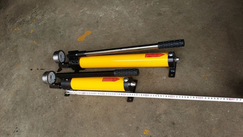 供应RCS薄型液压千斤顶10吨20吨30吨50吨100吨150吨200吨千斤顶