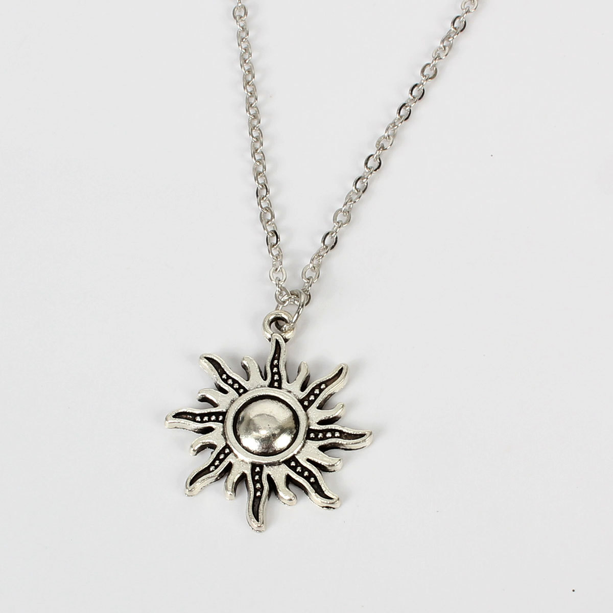 Simple sun flower pendant fashion popular necklace women