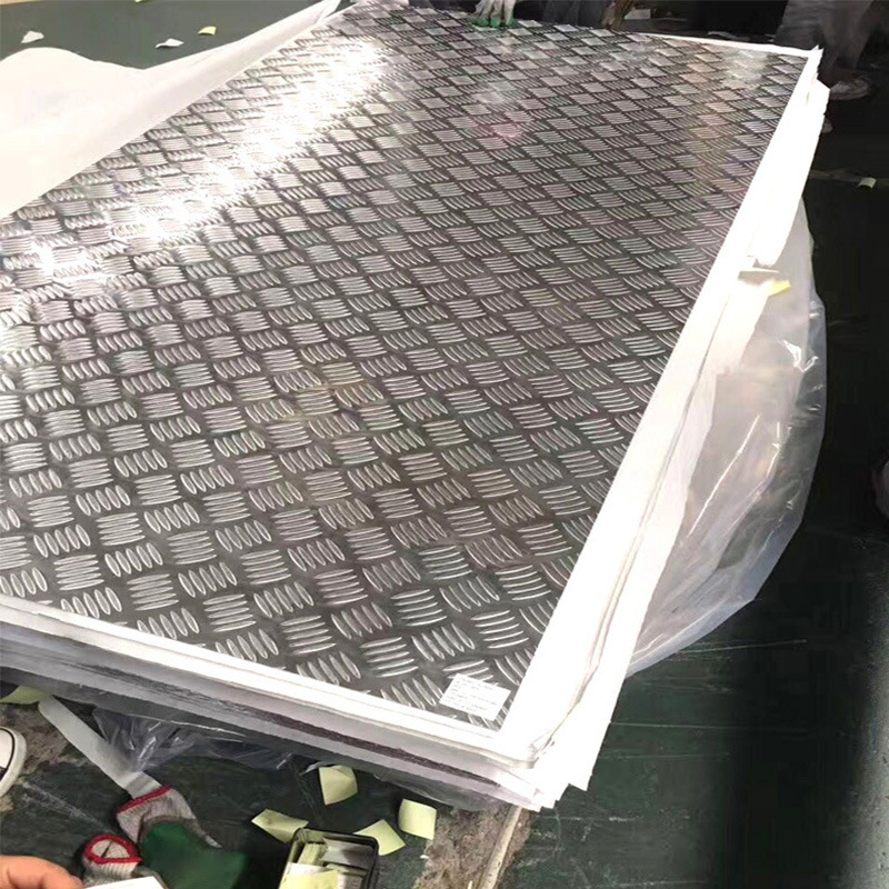 优质花纹板 价格合适 厂家直发 质量放心 欢迎咨询