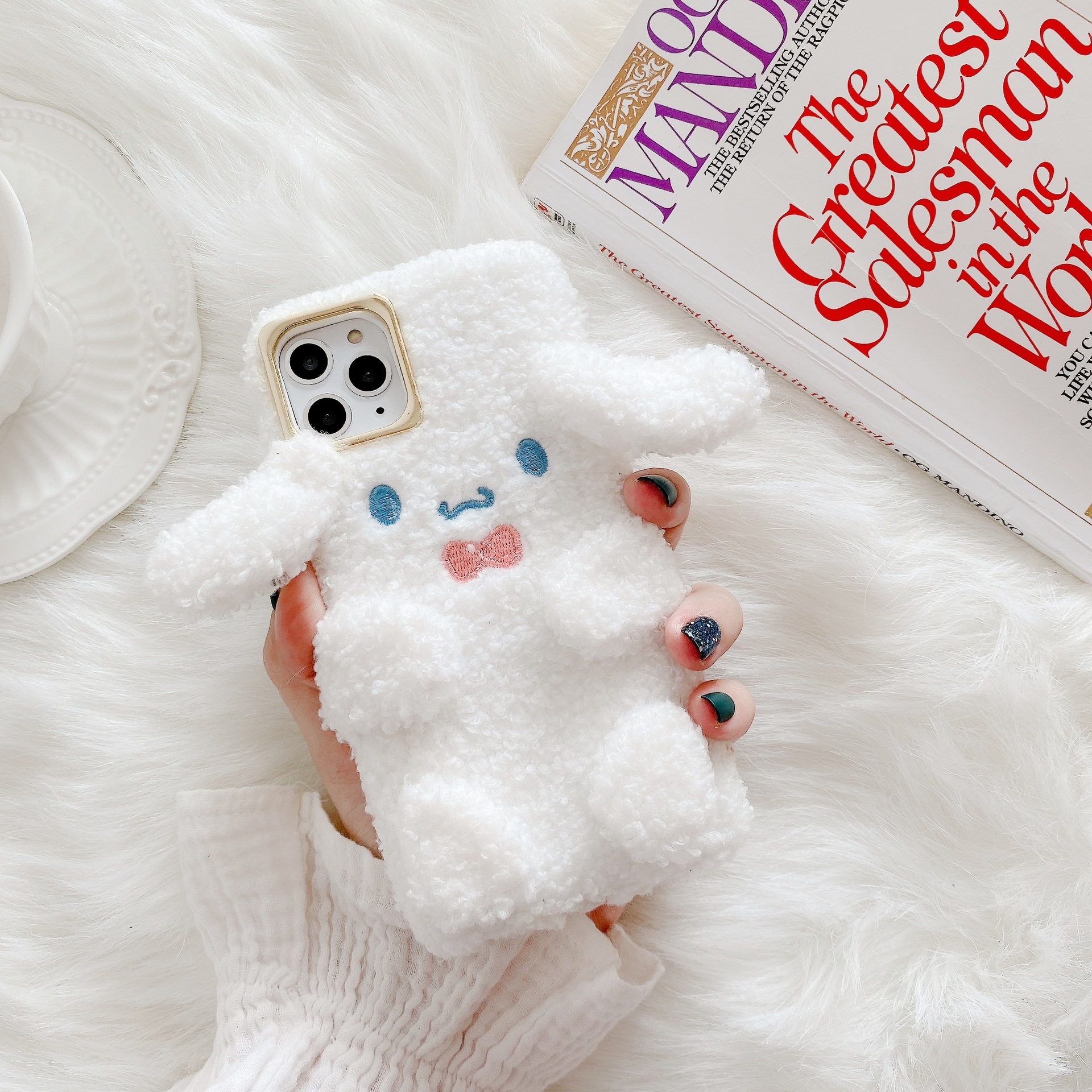 金枠-白い玉桂犬