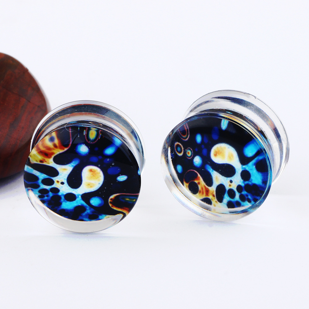 Pointed titanium steel lip stud product view