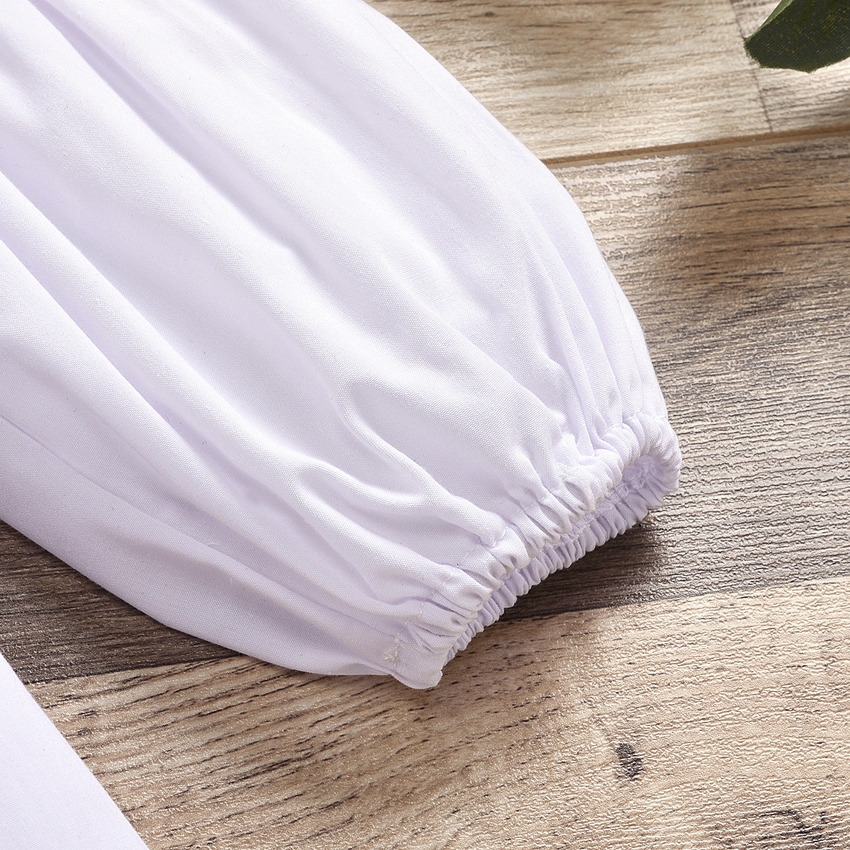 2024 Set für Mädchen im Prominentenstil, gewebte Strickjacke aus reiner Baumwolle mit V-Ausschnitt + elastische Jeanskrawatte_voghion.com