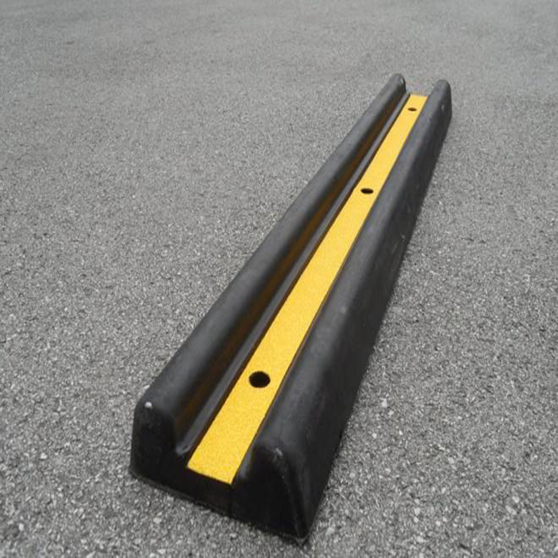装卸平台墙面防撞条 晶贴橡胶防撞条 车库防撞条 卸货平台防撞垫