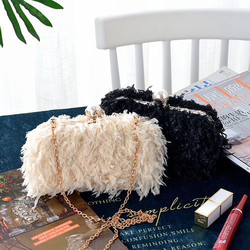 New Arrival Pearl & Feather Handbag with Chain Strap, One-Shoulder Banquet Bag, Evening Gown Bag, Qipao Clutch, Fashionable Women's Bag