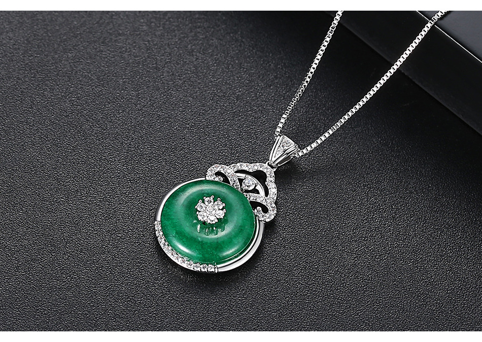 Necklace Women&#39;s Tourmaline Necklace Copper Zirconium Pendant display picture 4