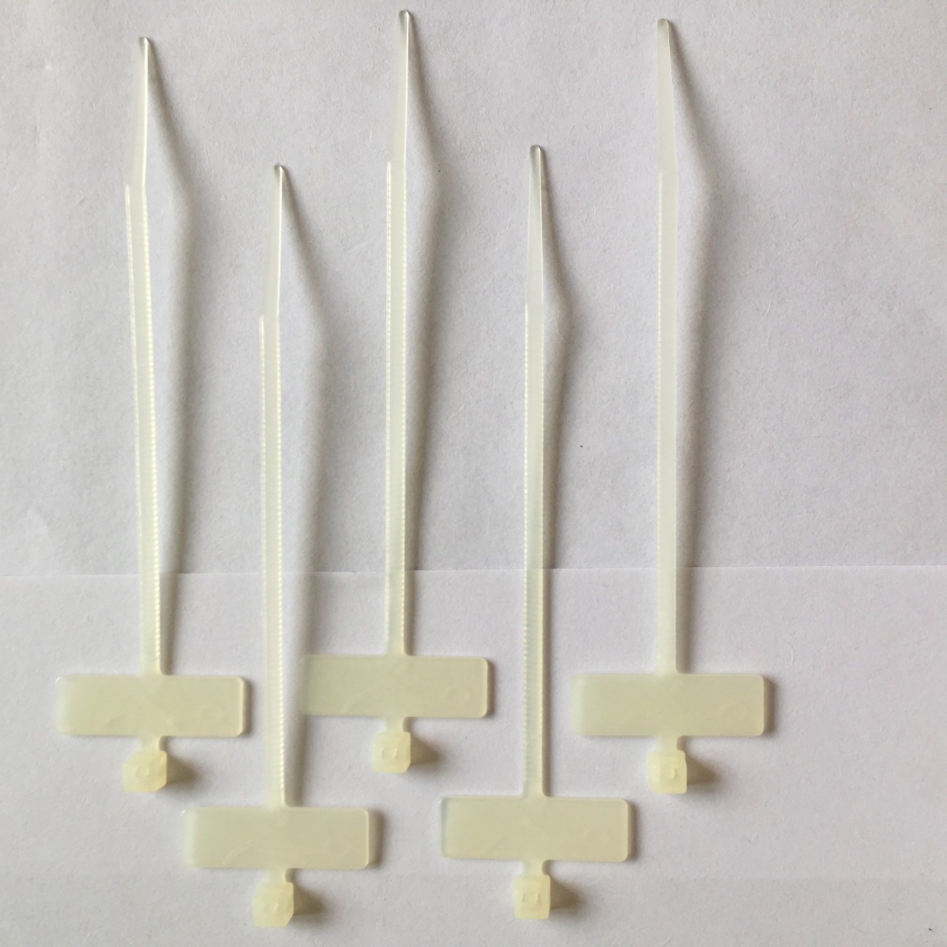 UL标式扎带塑胶扎带尼龙扎带自锁扎带固定束带可松式扎带挂钩扎带