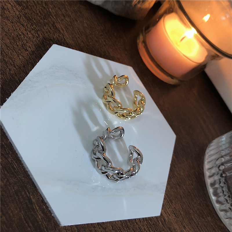 Metal Style Retro Personality Gold-plated Silver Hollow Hollow Twist Chain Open Ring Women display picture 2