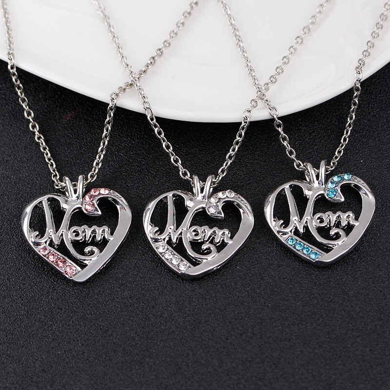 New Fashion Creative Mother's Day Gift Mom Love Diamond Pendant Necklace Nihaojewelry Wholesale display picture 3