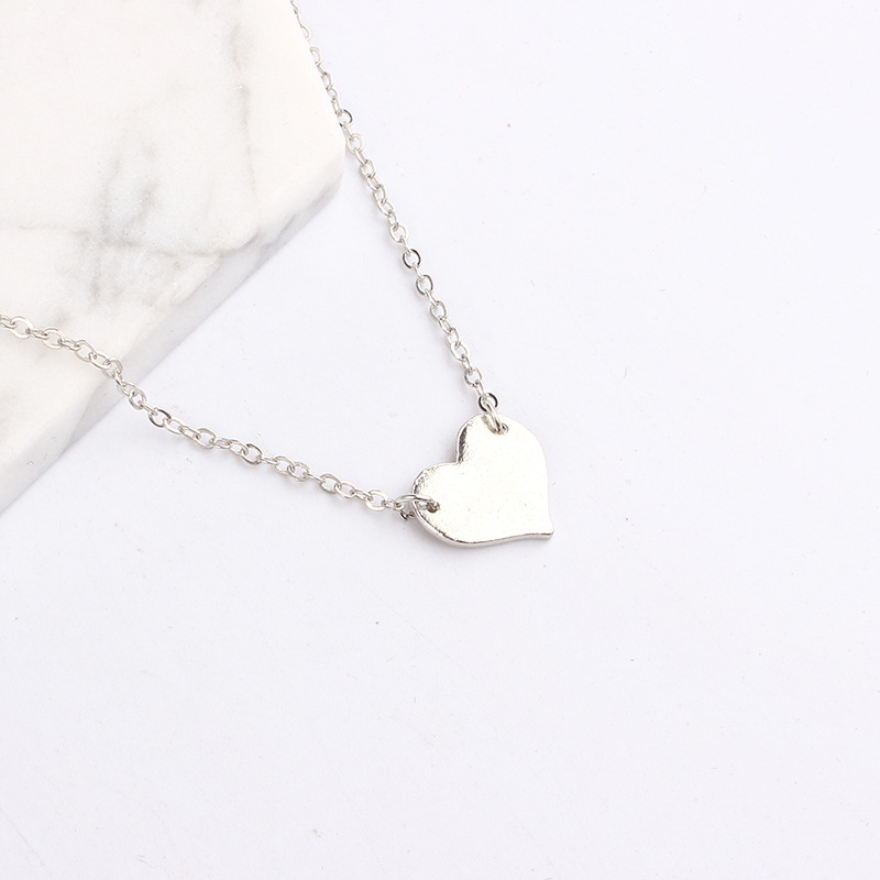 Heart Pattern Women'S Gender Fashion New Retro Long Heart Simple Sweater Clothing Chain Accessories