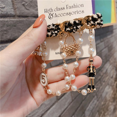 New stylish retro accessories, alloy trendy wind, diamond-embellished tassel badge, women's accessories, elegant brooch, wholesale