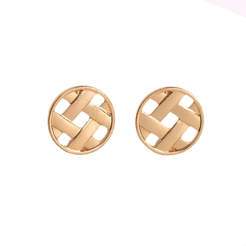 Wholesale Metal Woven Rattan Retro Earrings display picture 7