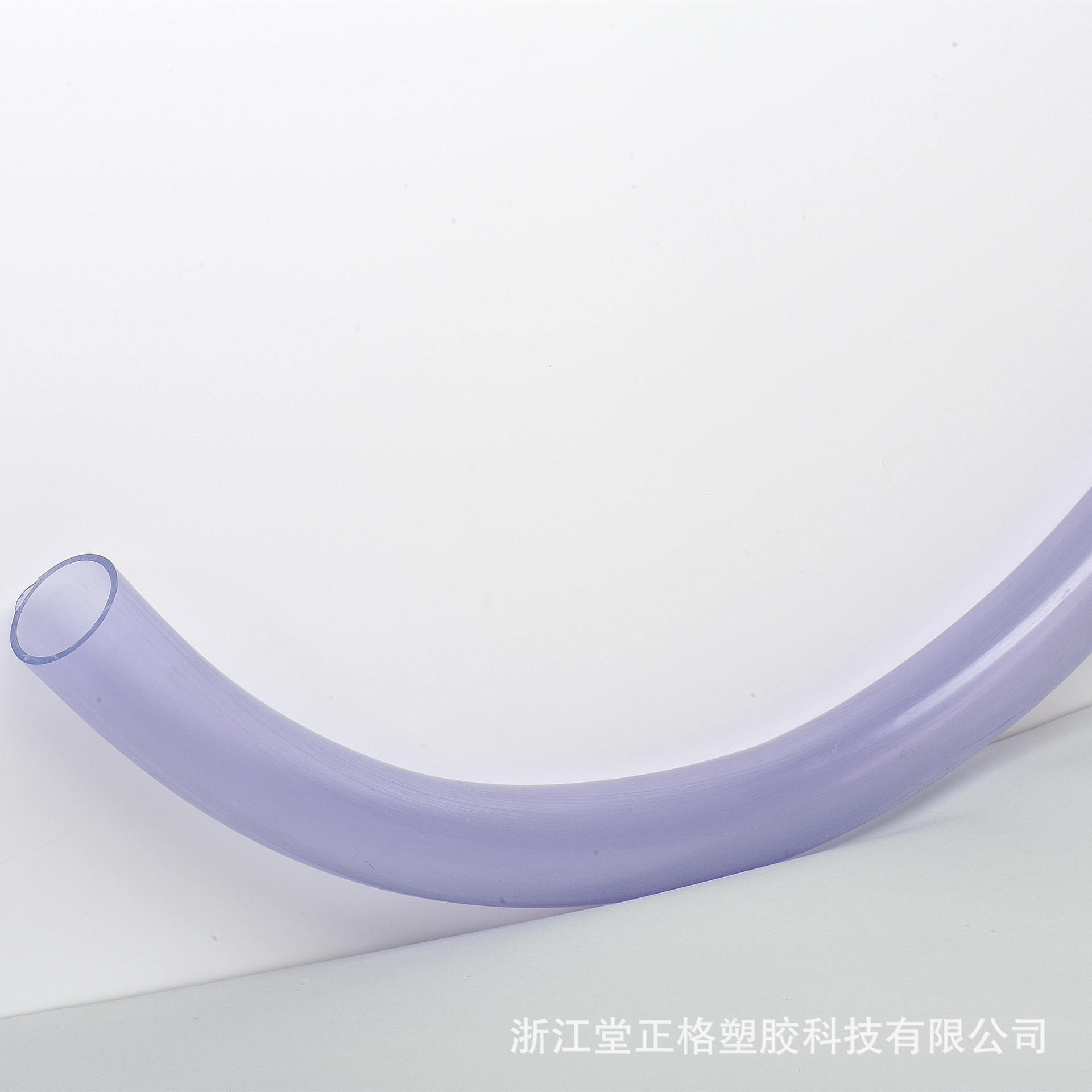 供应PVC各尺寸弯管，30度弯管，45度弯管