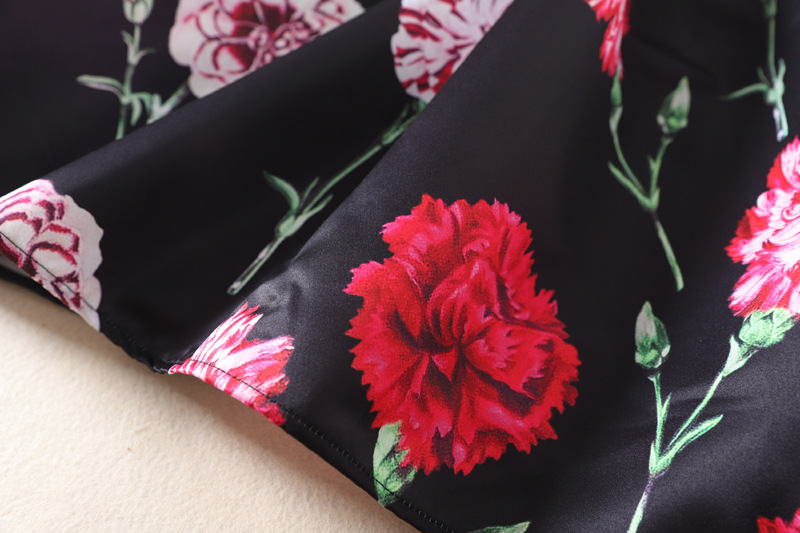 0325-11 黑底印花收腰下摆连衣裙尺码SMLXLS码胸围