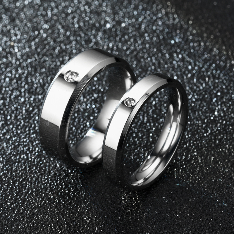 New Titanium Steel Double Beveled High-grade Diamond Ring Couple Ring display picture 7