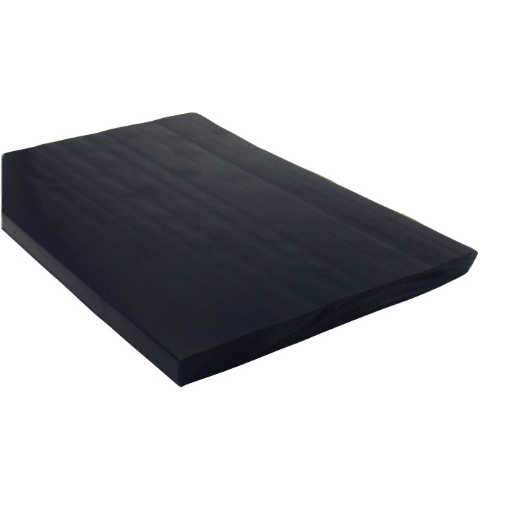 Perfil de extrusión de PVC Hoja de ranura de PVC de plástico Aislamiento de lámina de PVC de alta temperatura de plástico resistente a la extrusión de almohadilla para la fabricación de imágenes