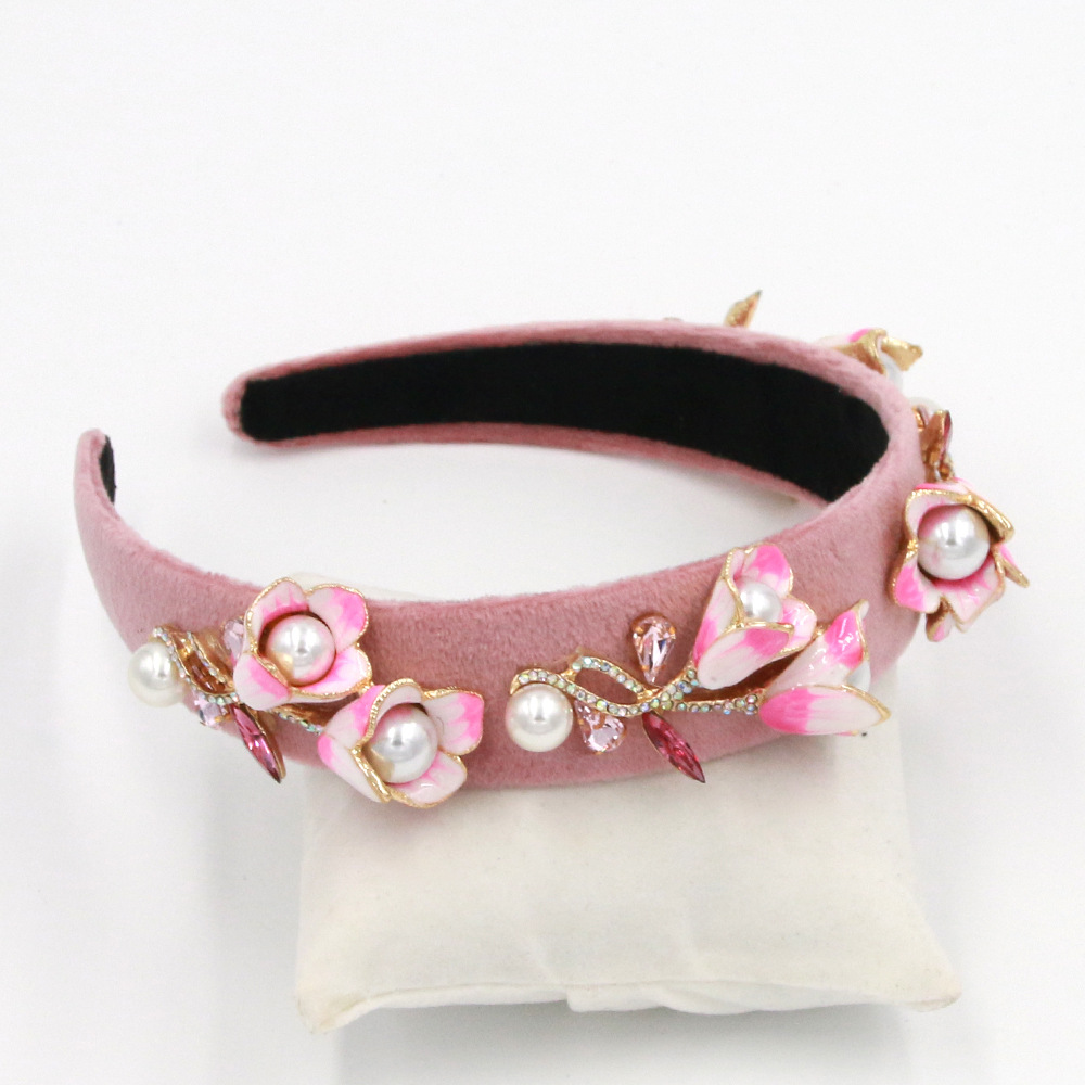 New Baroque Personality Fashion Flower Pearl Point Diamond Metal Hairband Geometric Hairband Wholesale Nihaojewelry display picture 6