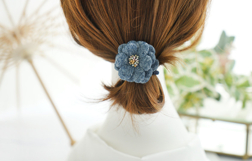 Fashion New Korean Woolen Handmade Cloth Flower Hair Tie Hair Tie Sweet Korean Rubber Band Hair Tie display picture 8