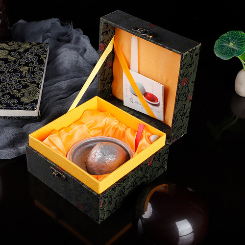 Painter's brand golden silver ink pad 306090g calligraphy and seal cutting bagged and boxed Chinese painting brocade box ink pad