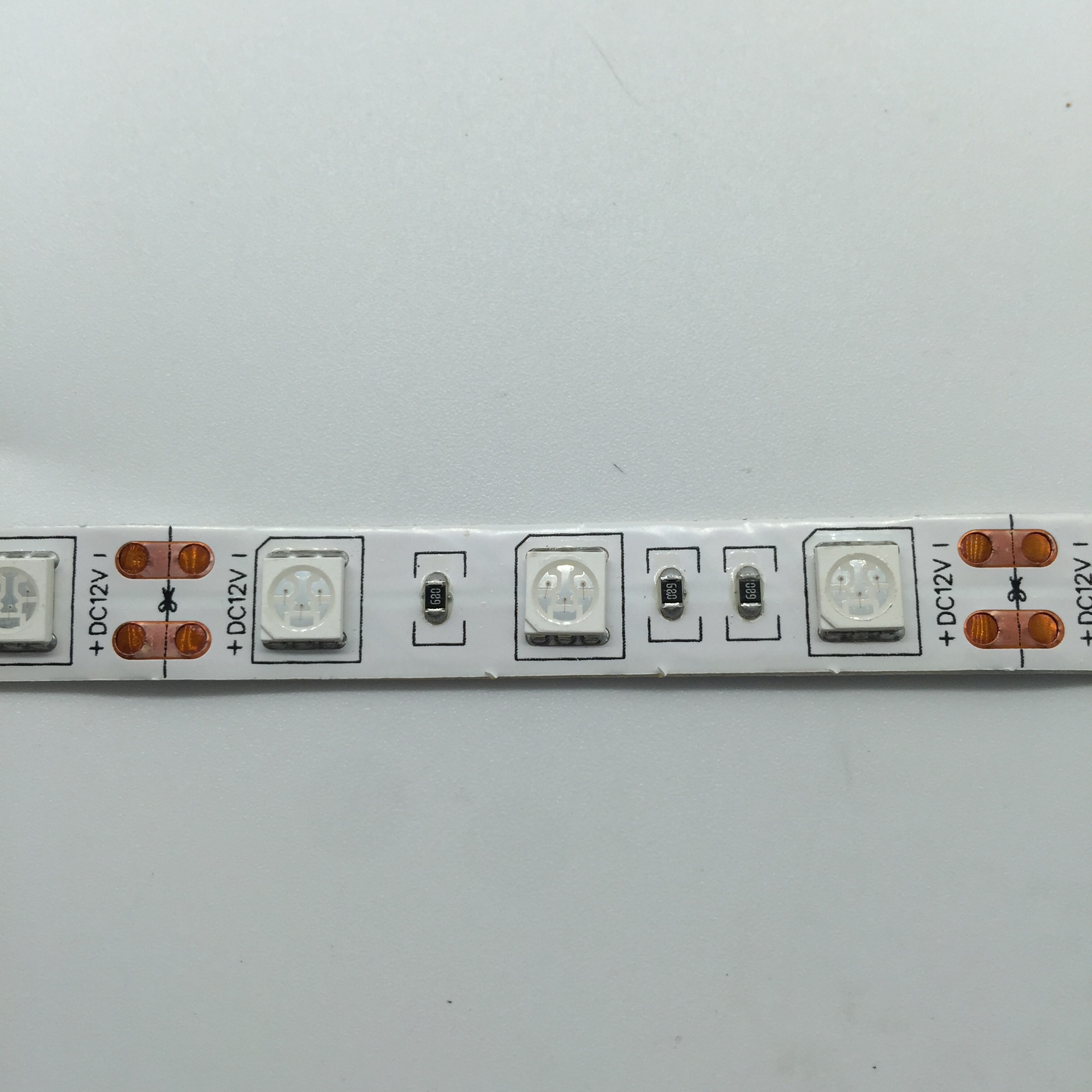 7735671149_2044370885