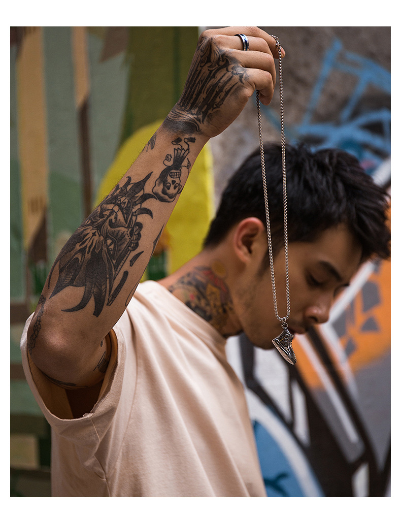 Segeltuch-Schuhe personalisierte Umwelt Souvenir Halskette Zubehör Edelstahl_voghion.com