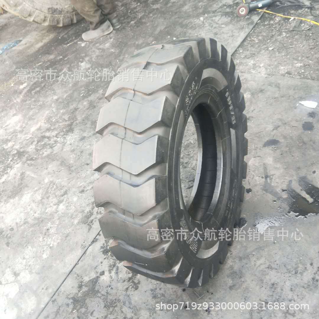 10.00-16 工程轮胎铲车装载机轮胎