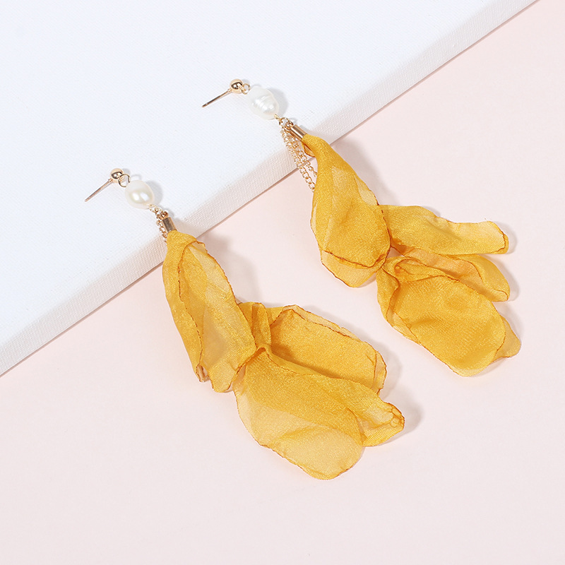 Simple Long Pearl Tassel Earrings Summer Flower Earrings Wholesale Nihaojewelry display picture 7