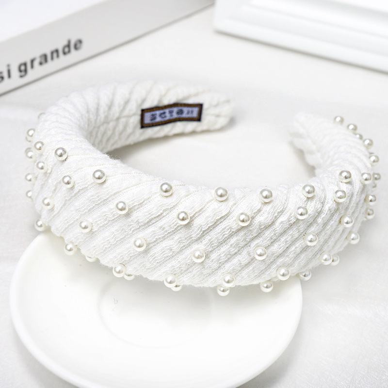 Korea Nail Pearl Headband Simple Sponge Headband Wholesale Headdress display picture 6
