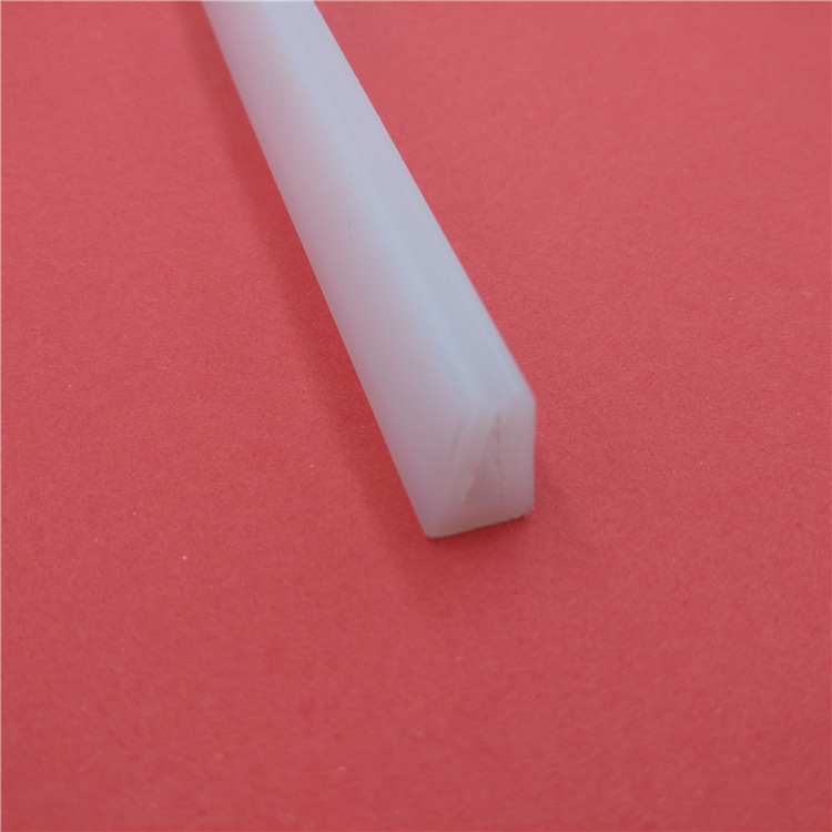 厂家 塑料条 方形 PE垫块卡条 可定制 来样 来图