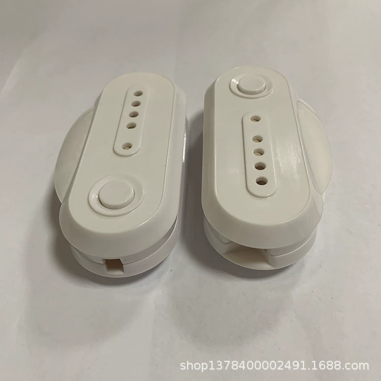 Фабрика продает одно- и двухтактные три USB автомобильные реципрокирующие аудио-реципрокирующие передатчики и другие кожухи