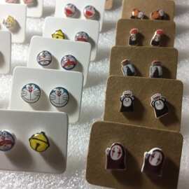 动漫卡通可爱造型耳钉来图学生生日礼物明星应援周边饰品耳饰