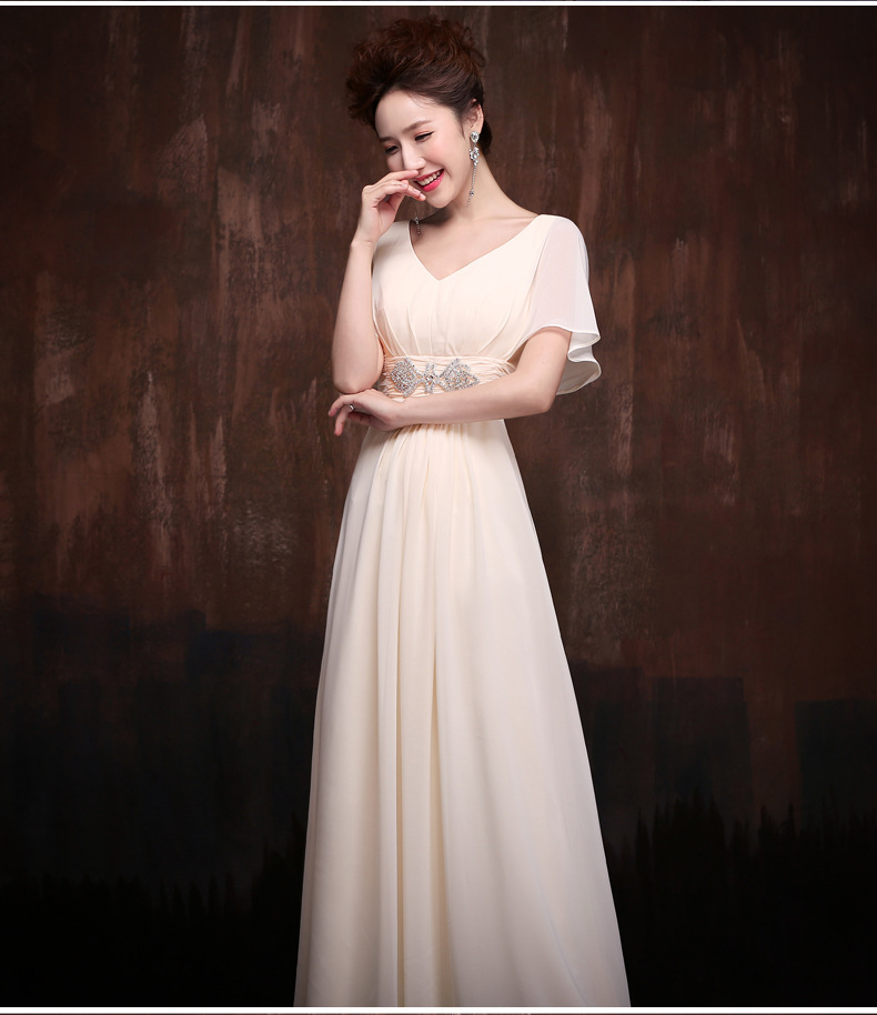 Abito da sera elegante da donna per banchetti e performance_voghion.com