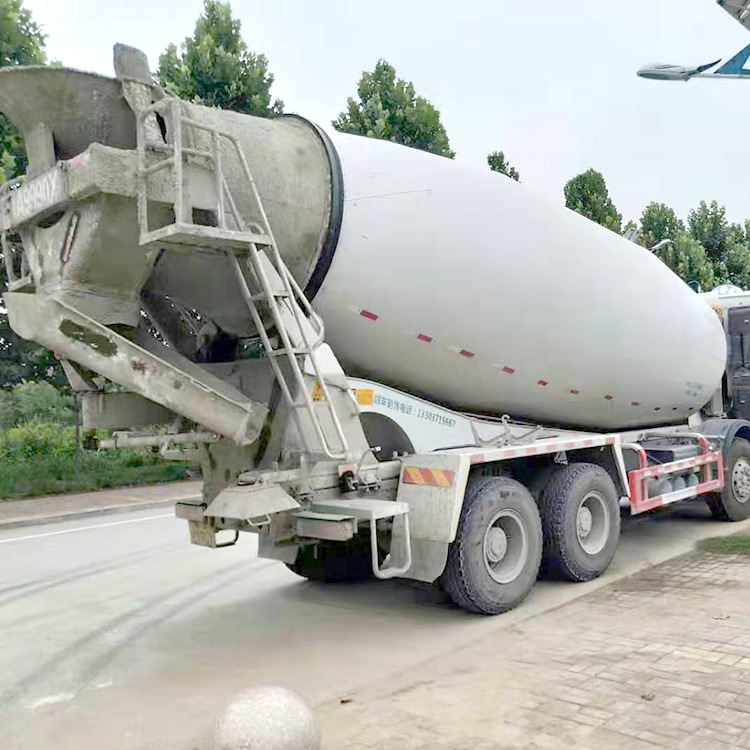 Бетономешалка Оман 20 м³ б/у