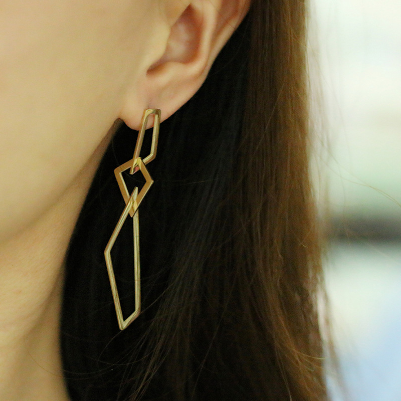 Niche Irrégulière Aléatoire Cut Géométrique Carré Triangle Haute-profil Boucles D'oreilles Boucles D'oreilles Longues Titane Acier Plaqué 14k Or Couleur Protection display picture 8