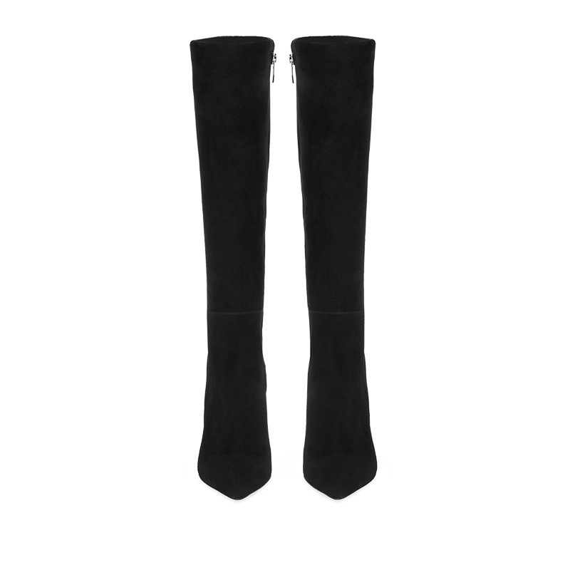 black knee high boots (2).jpg