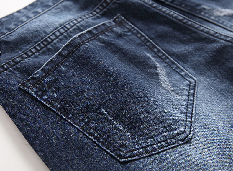 Jeans uomo taglio largo gamba dritta effetto usurato_voghion.com