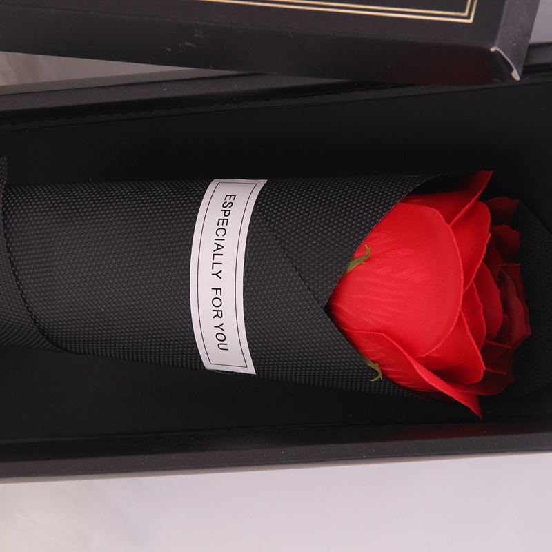 黑烫金盒 +五层大玫瑰 9