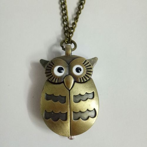 Quartz Cute Small Eagle Pattern Brown Color Memorial Necklace Watch 6106