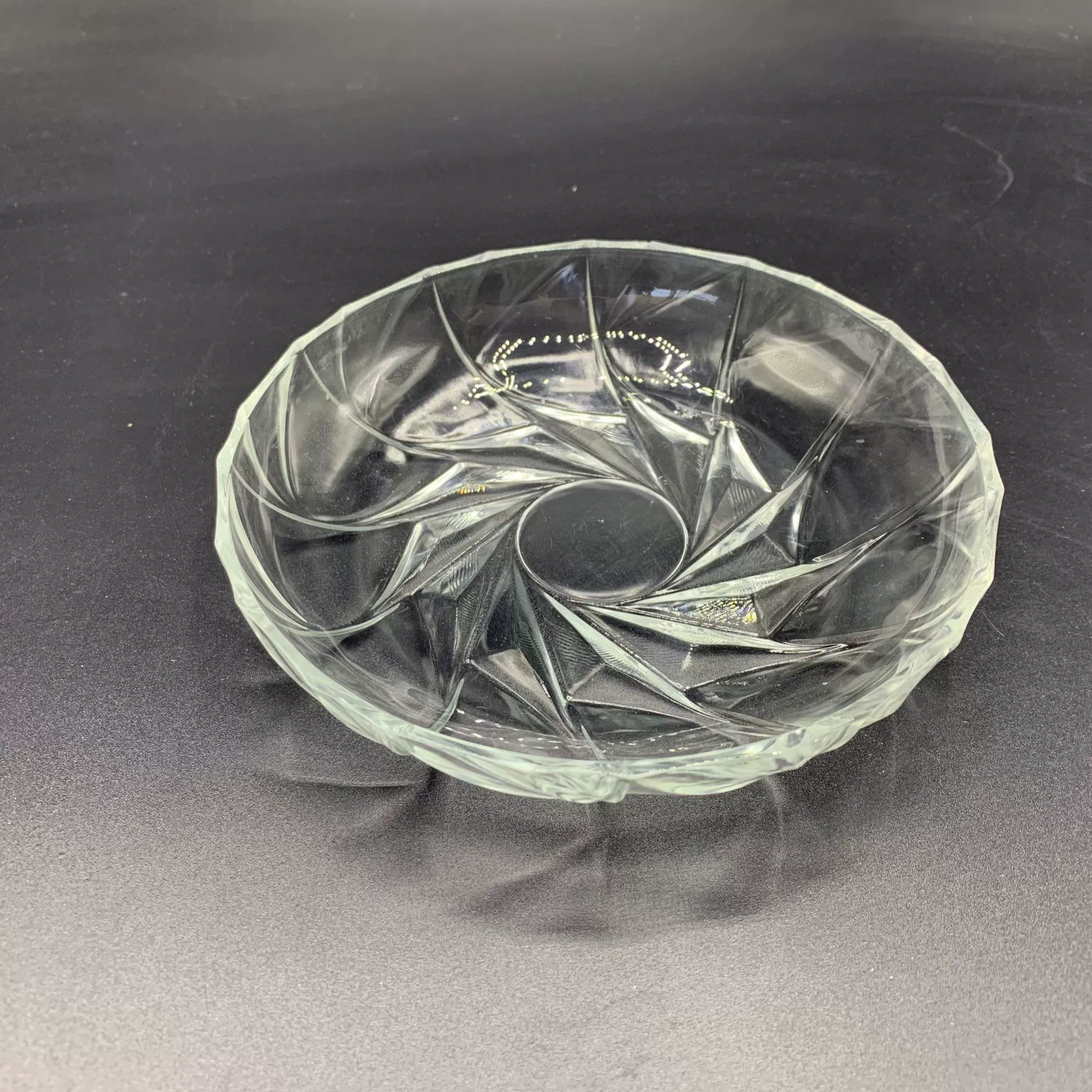 6 8 10 -inch glass fruit dish waves wave glass fruit plate glass dish glass vinegar disc wave plate