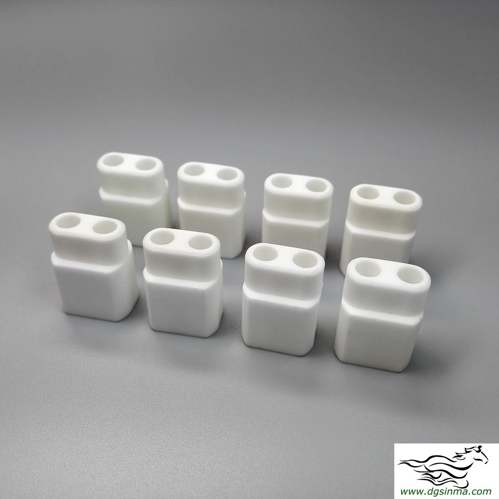 专业生产订制95以上氧化铝陶瓷接线端子（绝缘强度高，高热导率）
