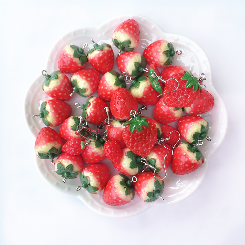 Strawberry Pattern Women'S Gender Cartoon Style, Cute Style 1 Pair Cartoon Style Cute Strawberry Resin Drop Earrings